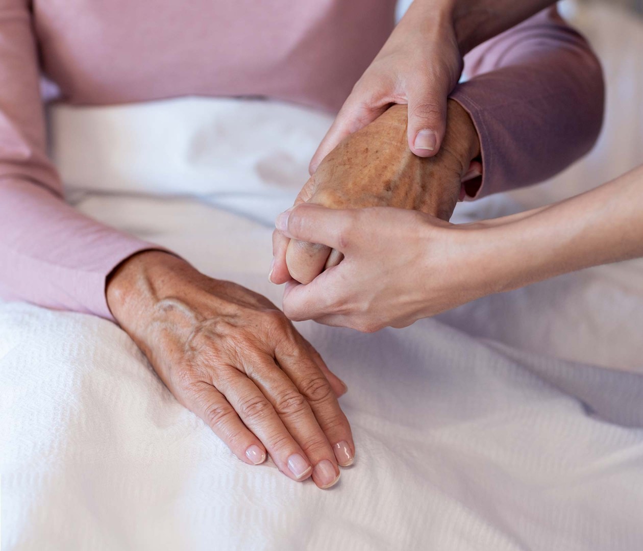 Lesioni da pressione: cosa sono, quali sono gli stadi e dove possono manifestarsi